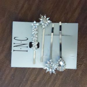 Inc four hair pins